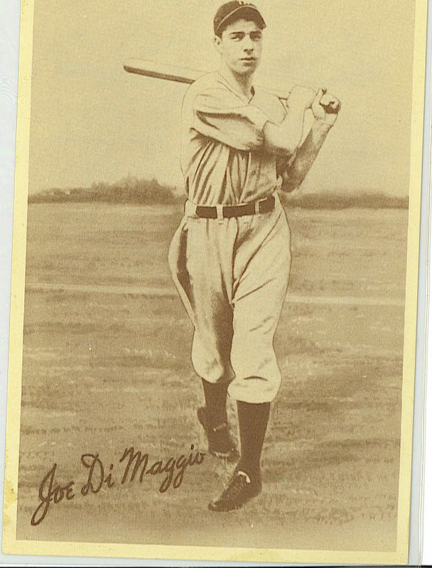 *SOLD* Joe DiMaggio 1939 V351